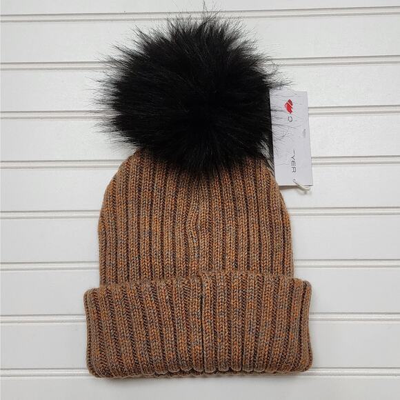 NWT Obermeyer Women's Fir FF Beanie - Picture 3 of 5